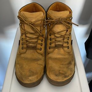 Workbook tan men’s wolverine size 9 1/2